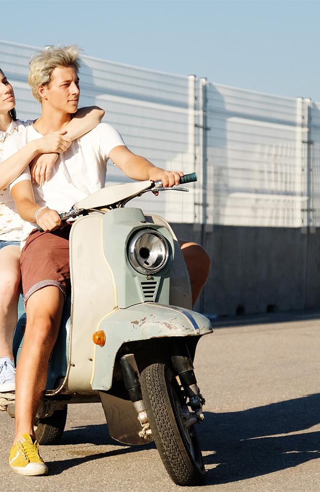 Beleef een superleuke<br />dag <b>met de Vespa</b> aan<br />onze Belgische kust Beleef een superleuke<br />dag <b>met de Vespa</b> aan<br />onze Belgische kust